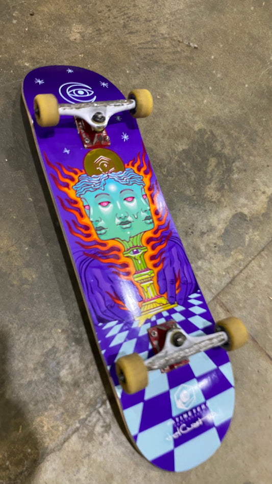 METANOIA: Del Cuadro x Patinetero Skate Deck